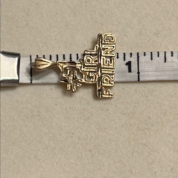14 Karat DIAMOND CUT Stamped: 14K Solid Gold #1 Girlfriend Pendant - Picture 3 of 4